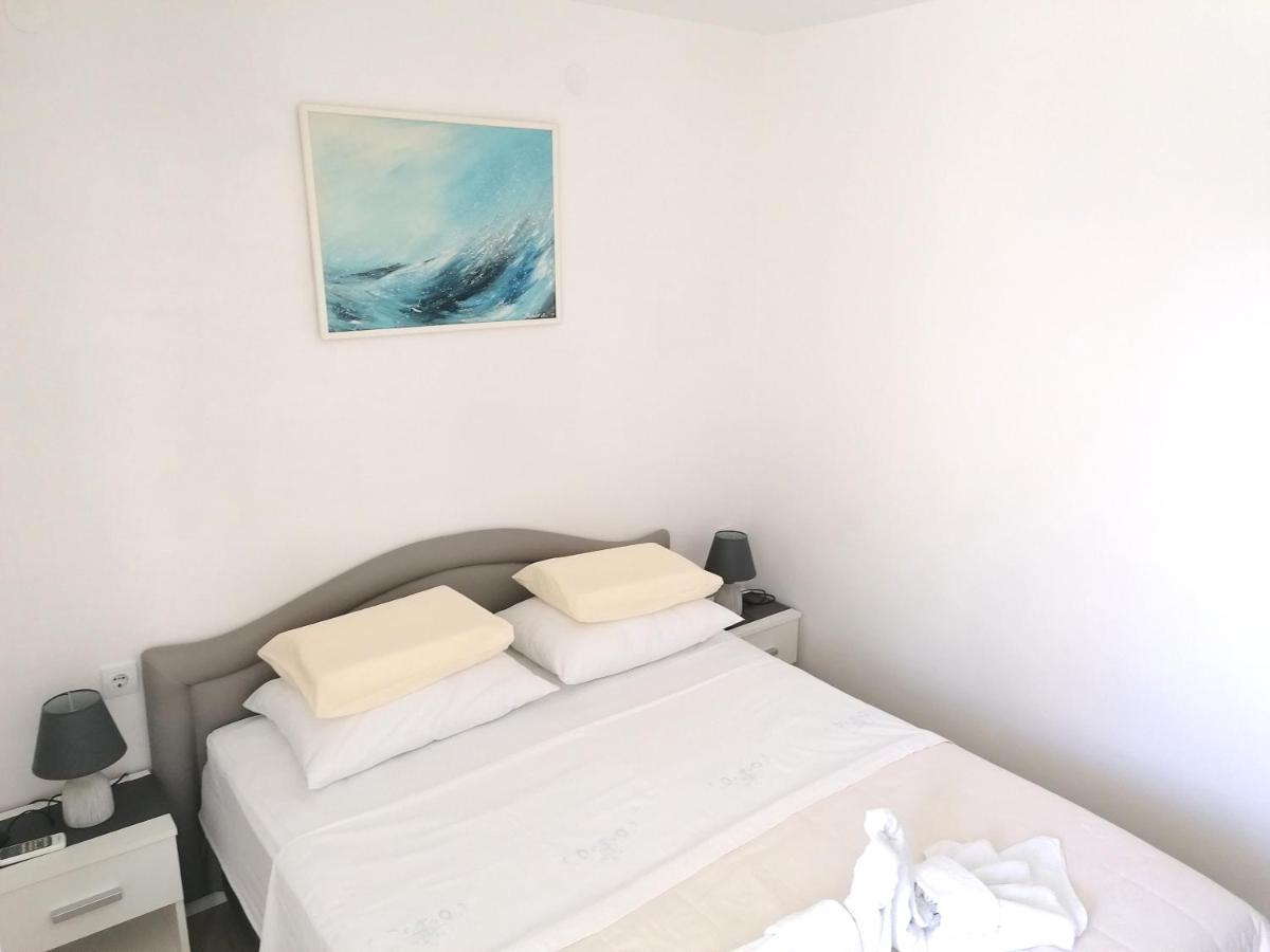 Marica Apartment Makarska Bagian luar foto